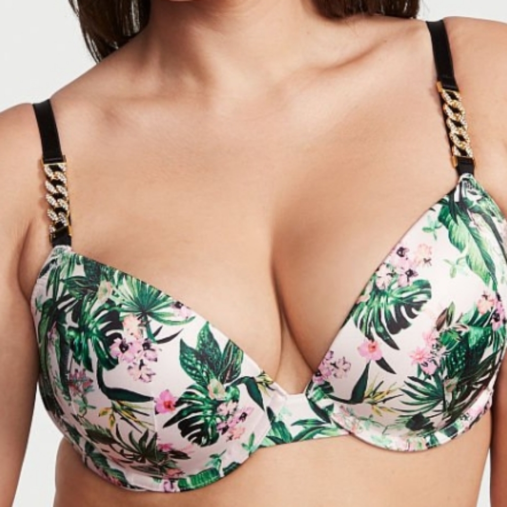 NWOT VS bra